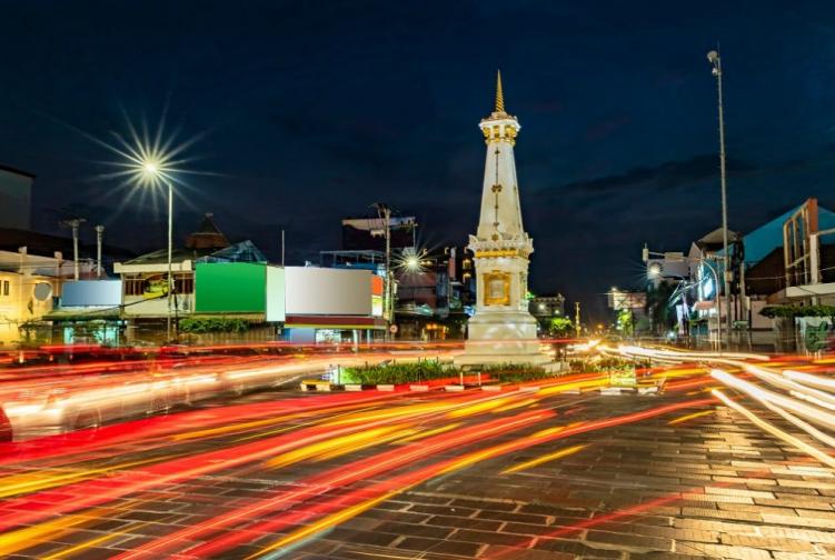 Pijat Panggilan Jogja Kota Yogyakarta Daerah Istimewa Yogyakarta Indonesia ~ Putri Spa. Putri Spa adalah sebuah komunitas jasa kebugaran online dengan pelayanan door to door, mempunyai misi untuk membantu kebugaran customer. Ada bermacam -macam jasa pelayanan di Putri Spamulai dari pijat panggilan tradisional, massage full body, teraphis kesehatan, dan